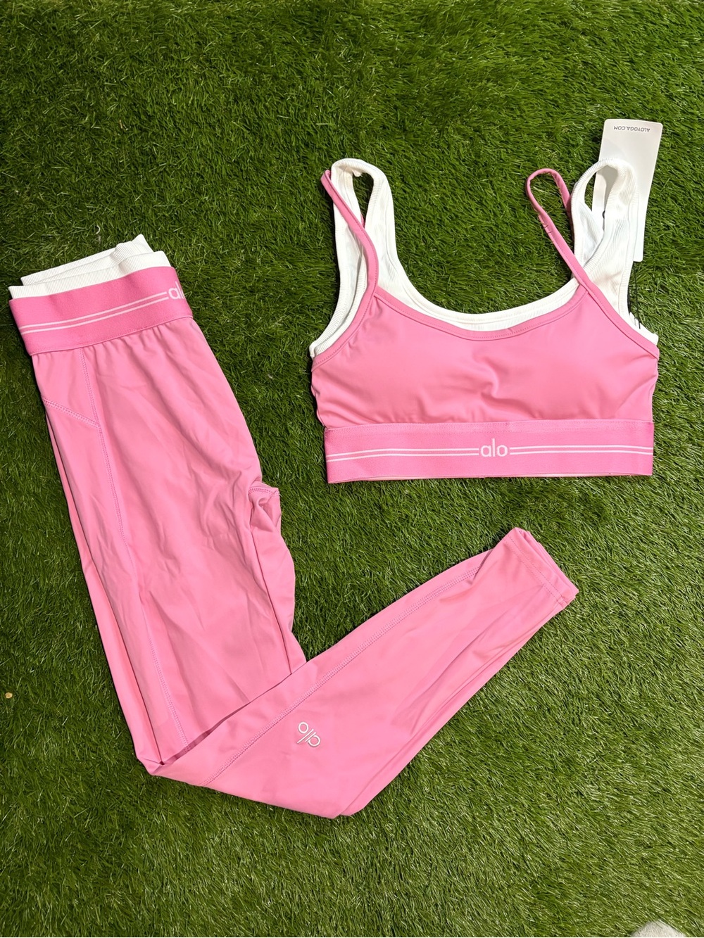 ALO Yoga Pink Stretch Sports Bra & High-Waist Leggings Set